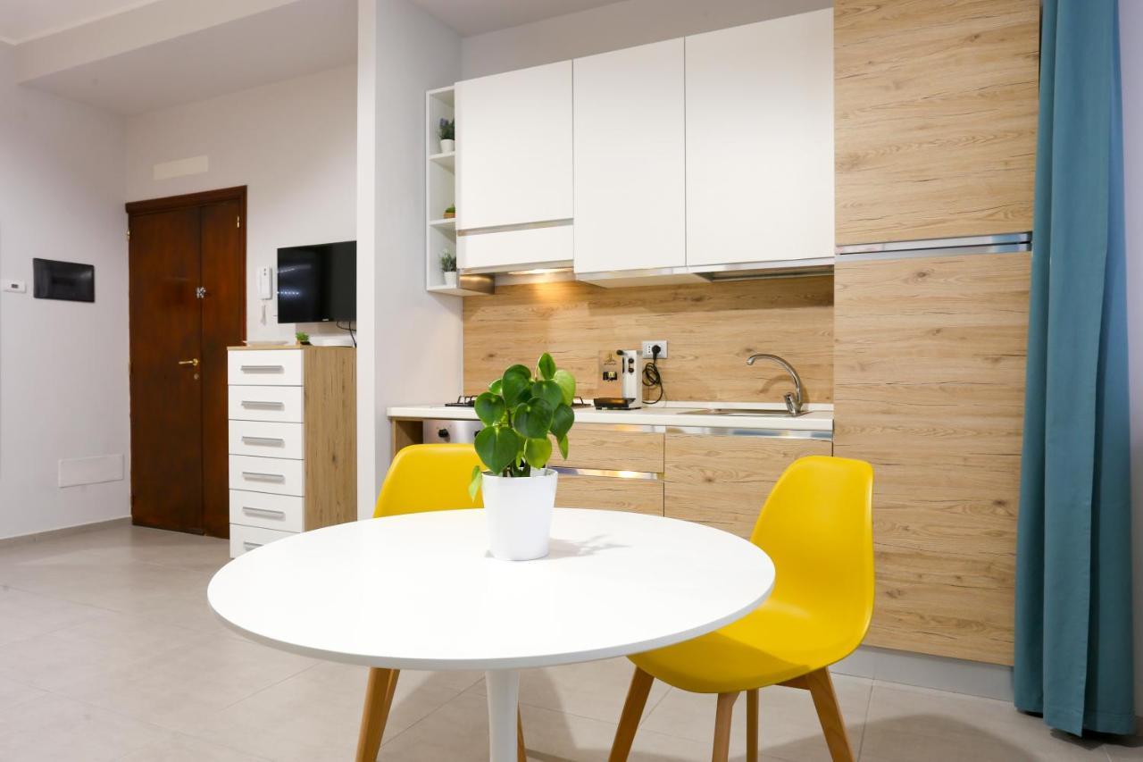 Apartmán Le Stanze Di Mami Salerno Exteriér fotografie
