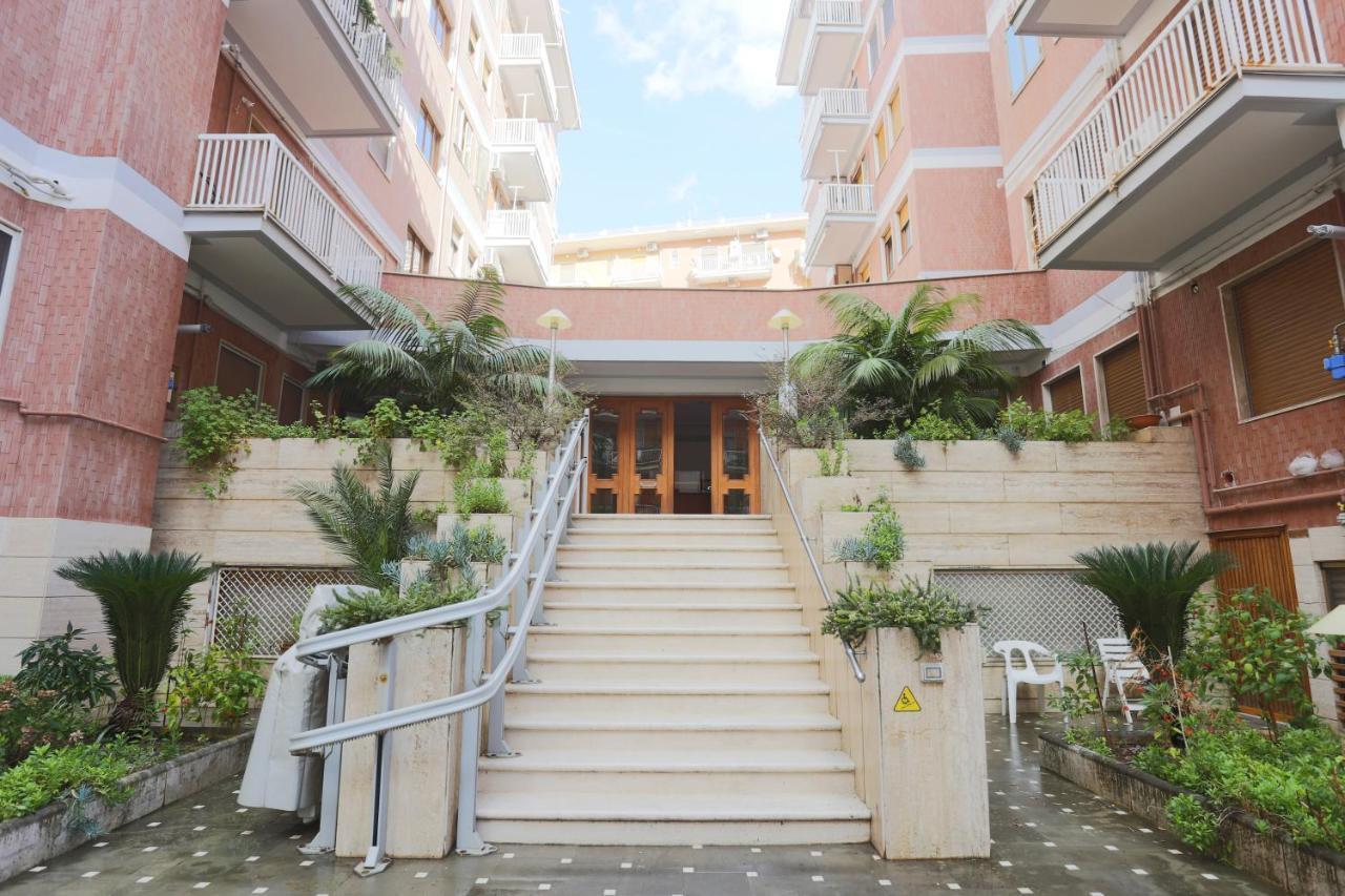 Apartmán Le Stanze Di Mami Salerno Exteriér fotografie